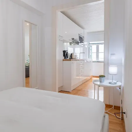 Fancy Alfama By Lovelystay Apartment
